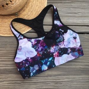 Old Navy Active Go-Dry Sports Bra